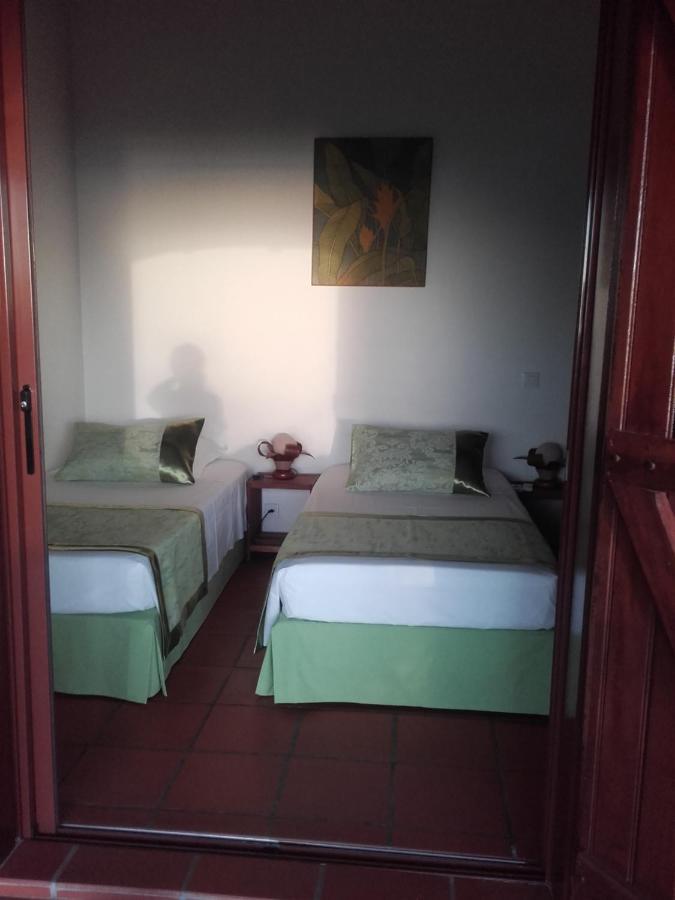 Chambre D'Hotes "Villa Rayon Vert" Deshaies Εξωτερικό φωτογραφία